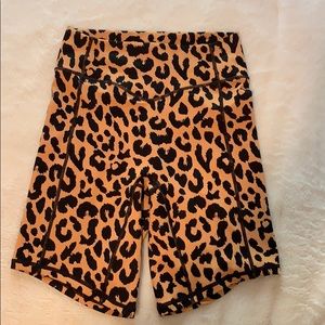 The Rider Short Ascend King Cheetah